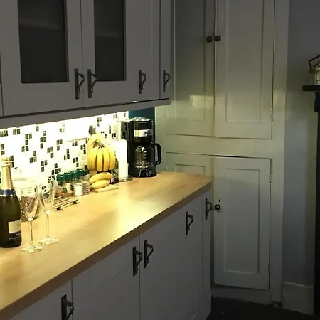 Apartment 2 Emma Place Bodmin